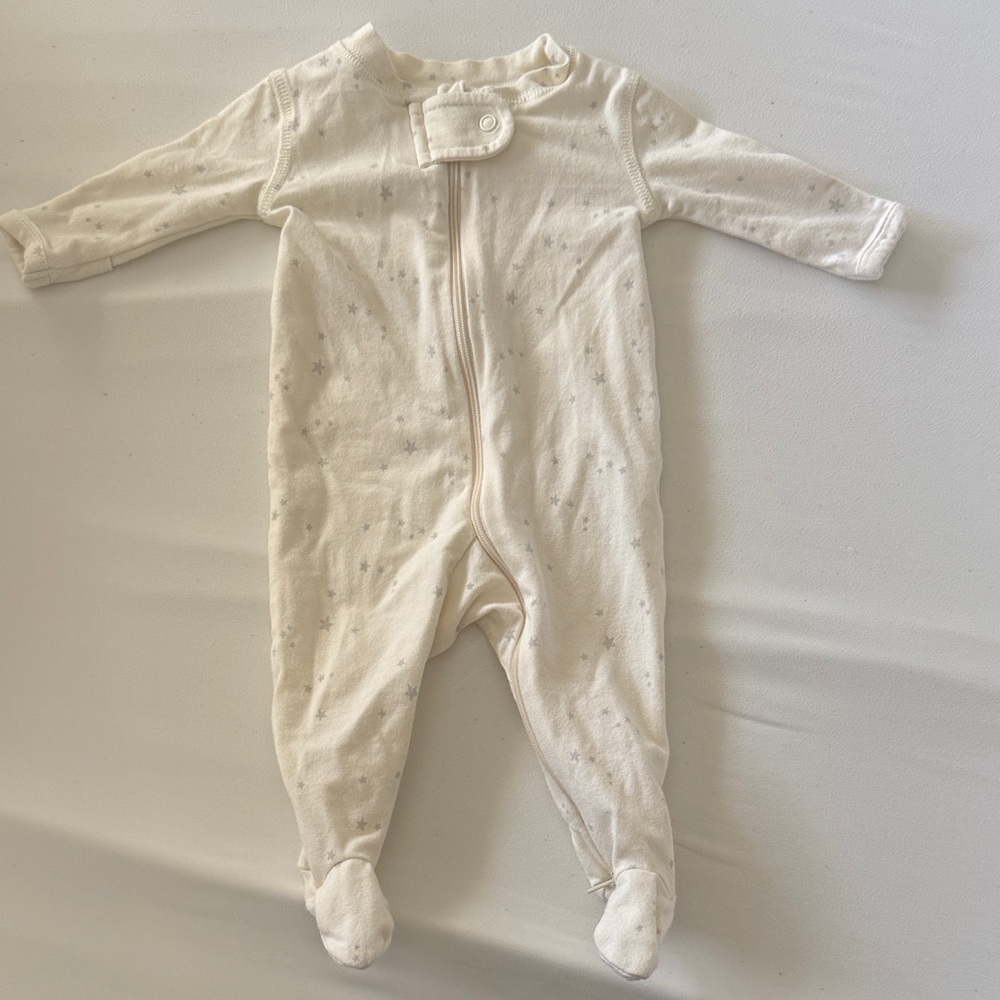Quincy Mae ivory zip footie